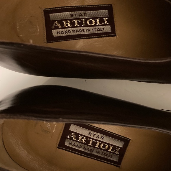 Artioli Classic Brown Leather Slip-On Dress Shoes main image 5
